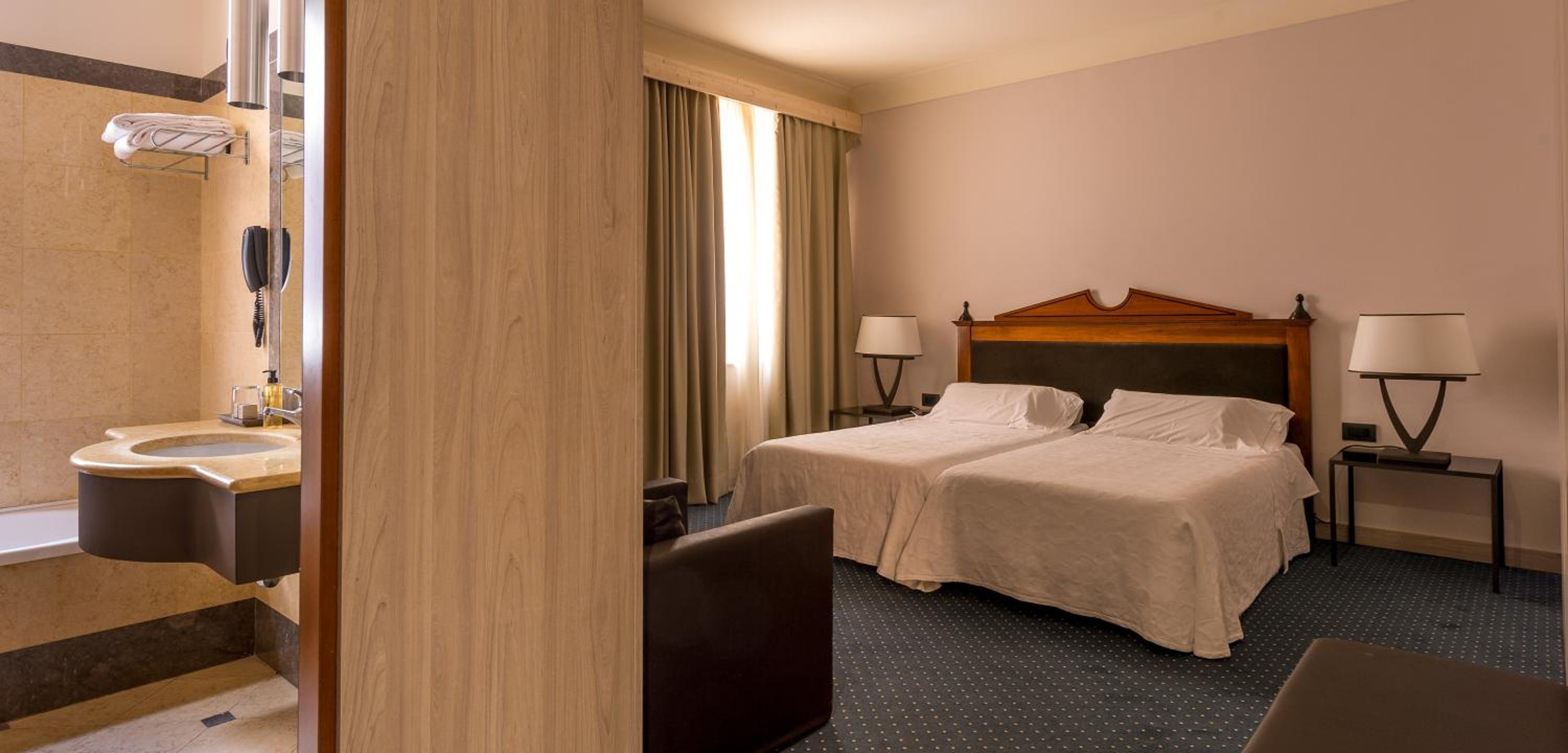 SUPERIOR, DOUBLE BED