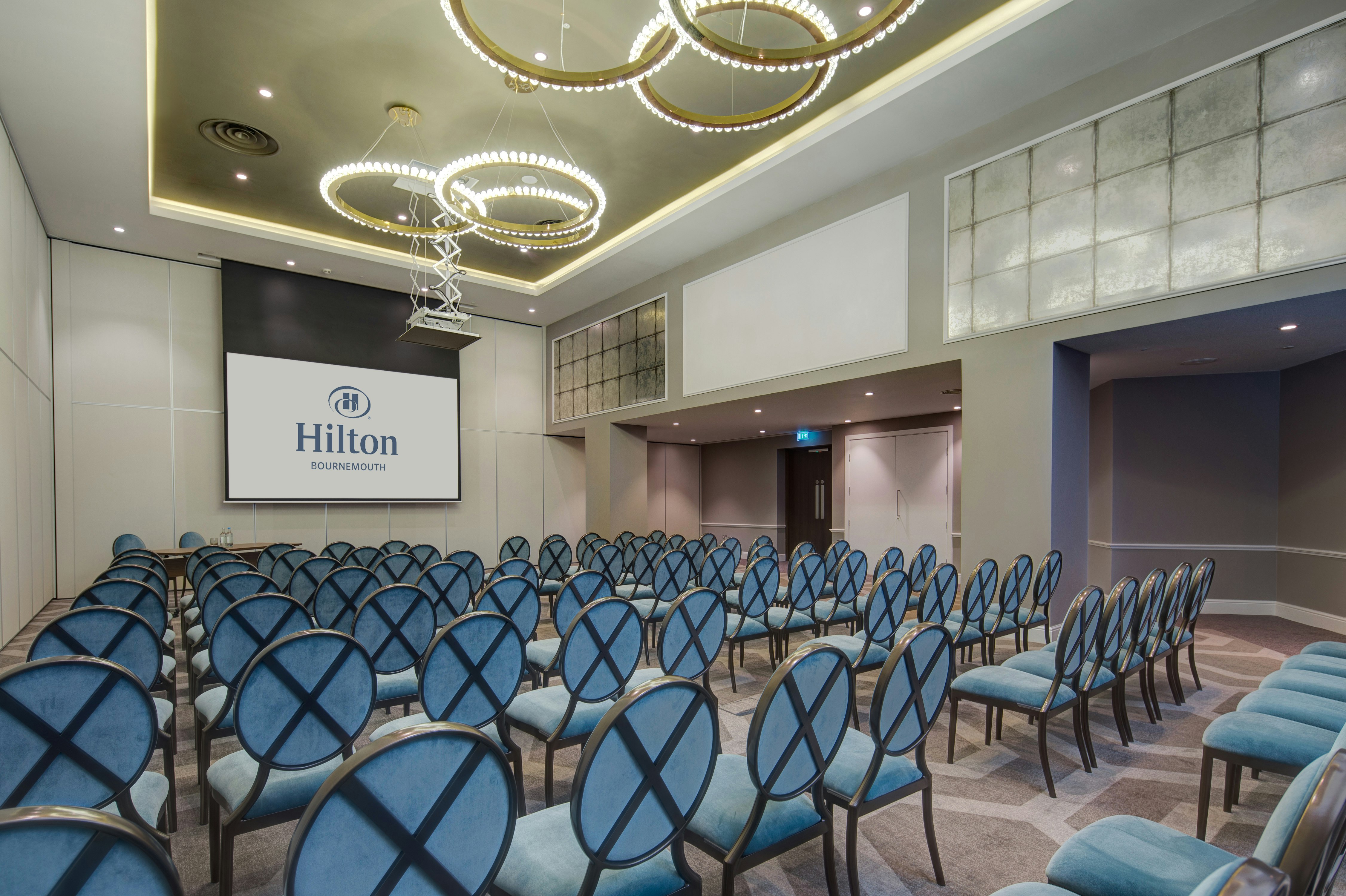 Hilton Bournemouth 76/83