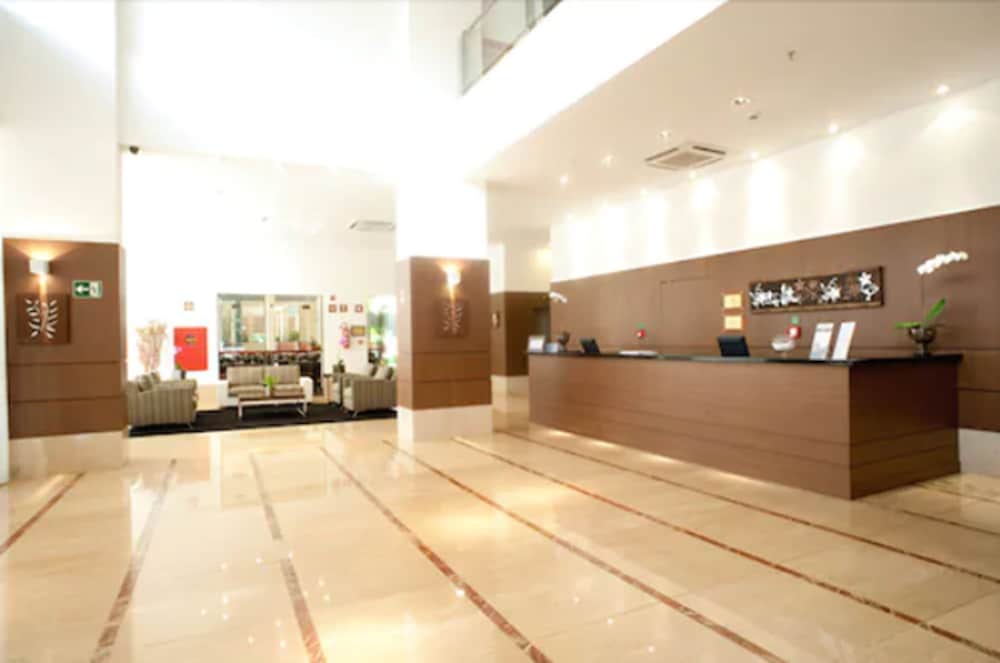Nobile Suites Monumental 12/72