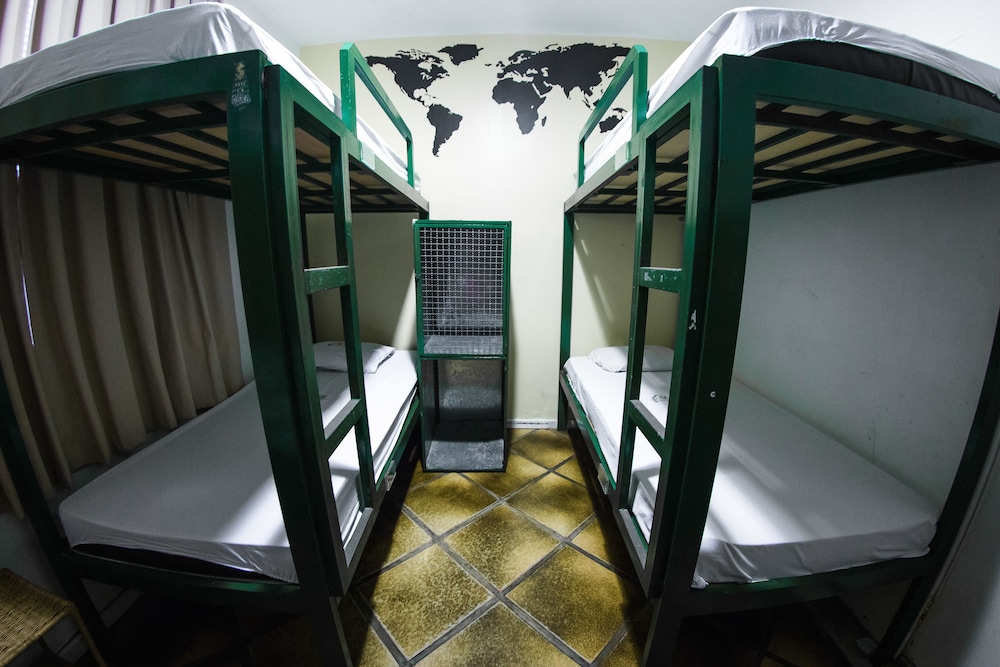Bamboo Rio Hostel 25/50