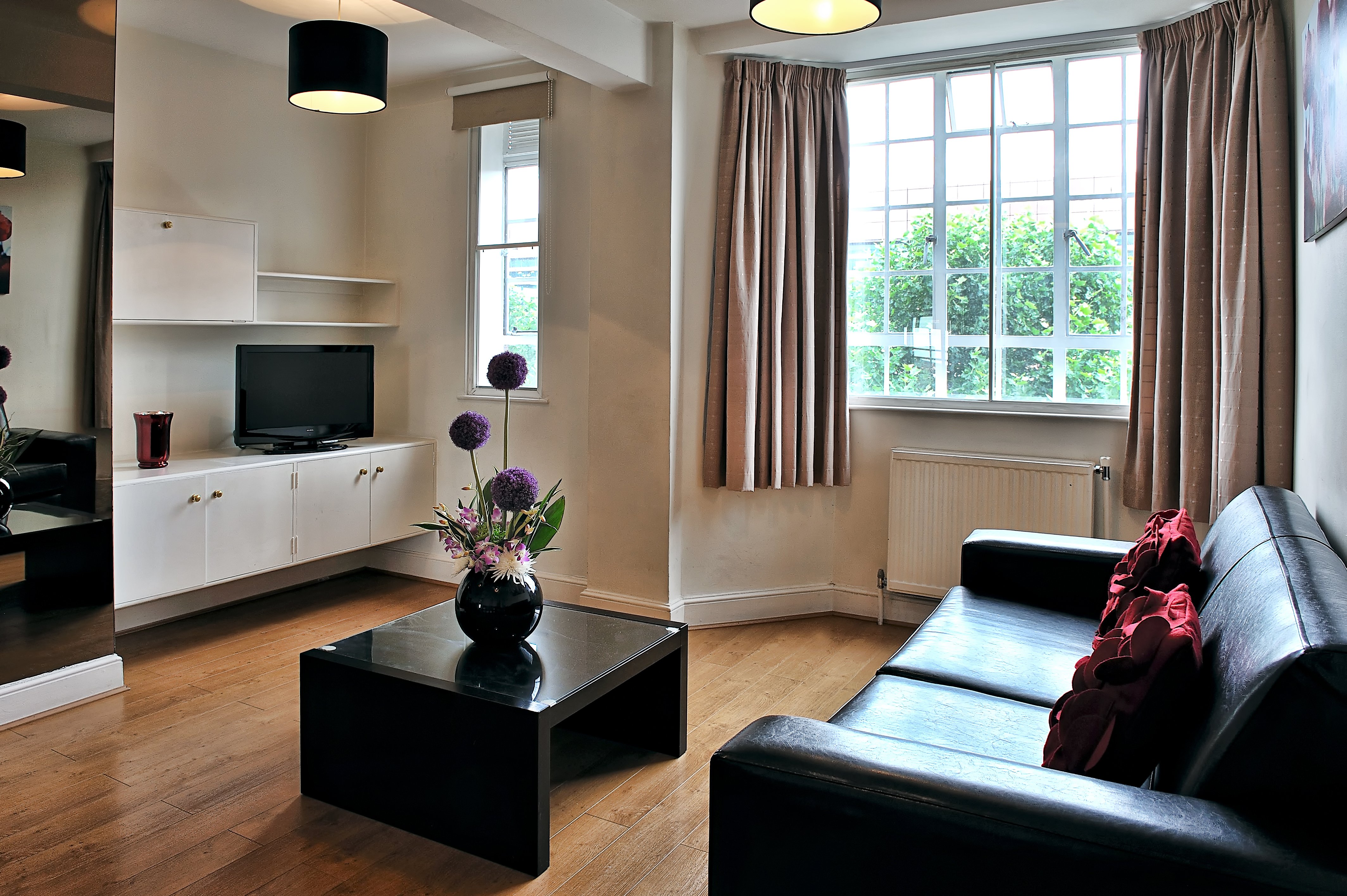 Chelsea Cloisters Serviced Apartments 106/121