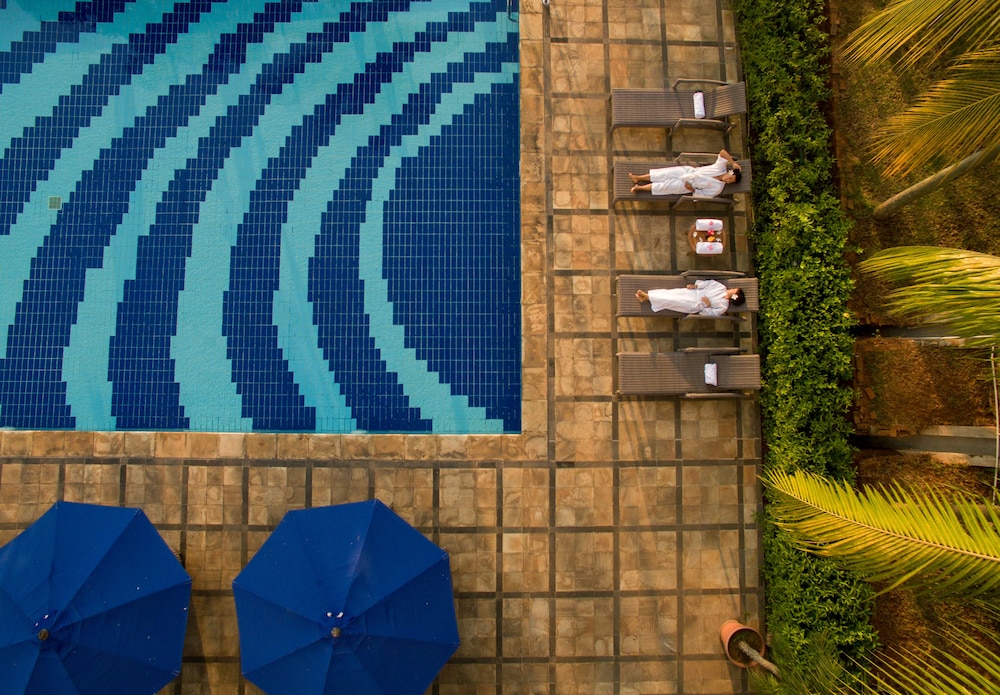 Puri KIIC Golf View Hotel 56/58