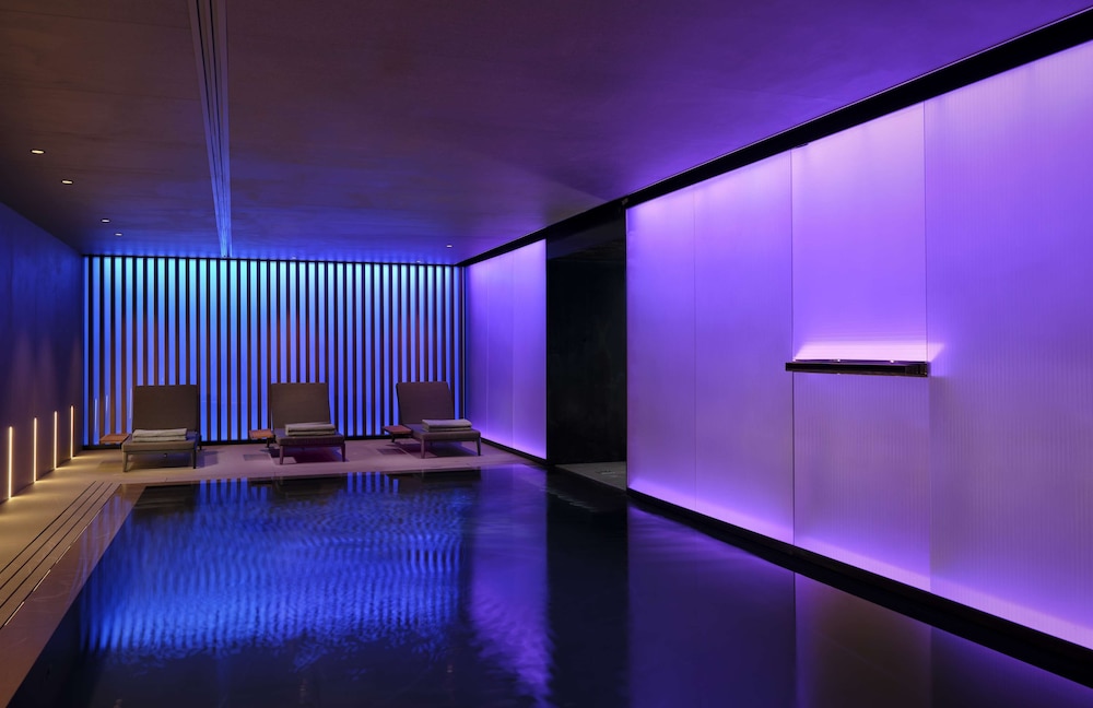 art'otel Zagreb Powered by Radisson Hotels 35/68