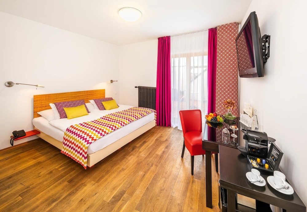 Bellevue Hotel Karlov 13/66