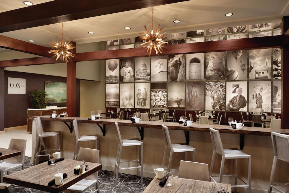 DoubleTree by Hilton Hotel Albuquerque 51/54