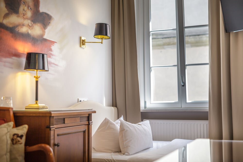 Bohemian Hotel 14/50