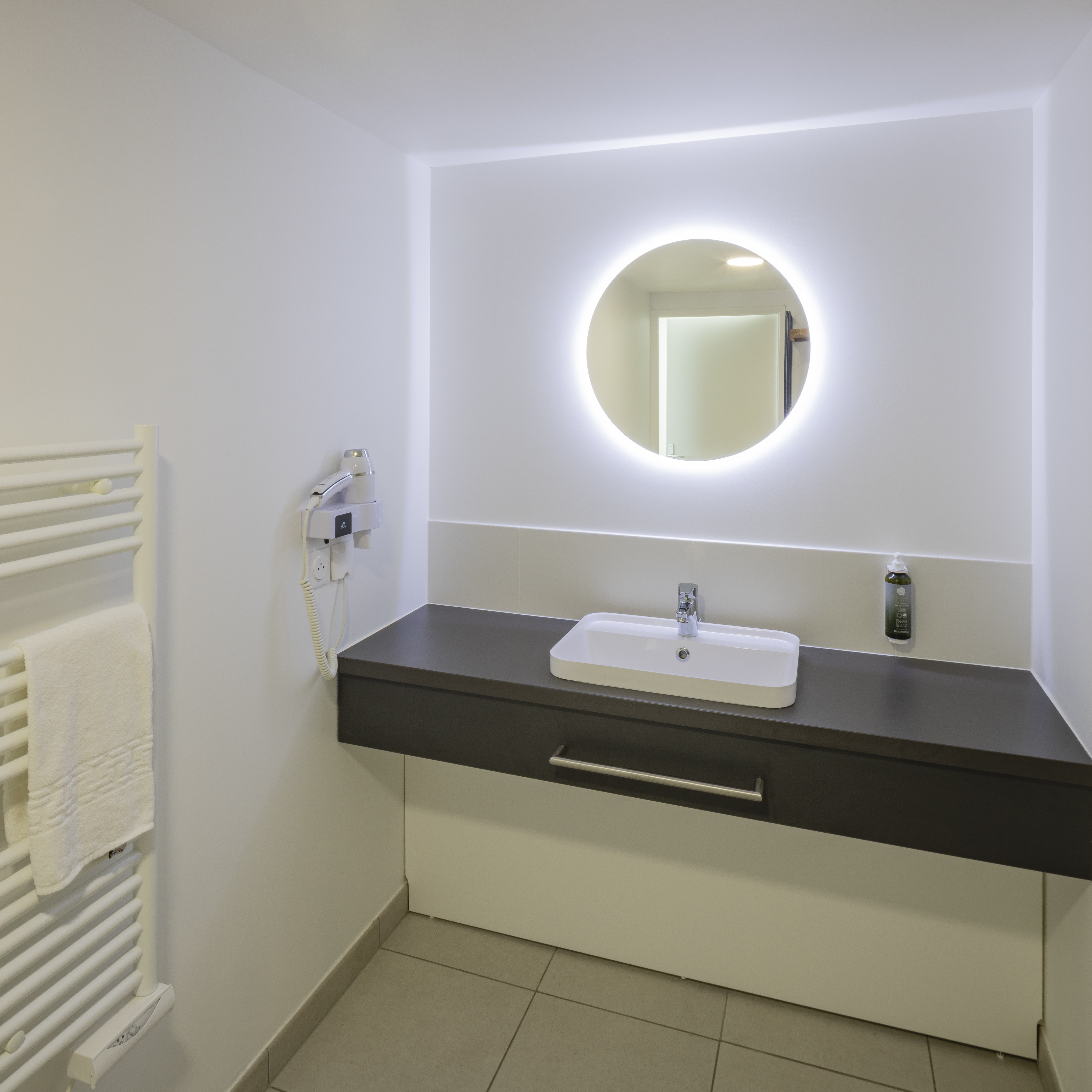 جناح تنفيذي، All Suites Appart Hotel Le Havre 2/2