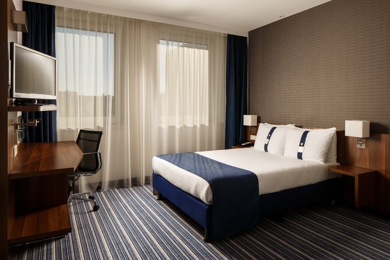 HOLIDAY INN EXPRESS ARNHEM 13/45
