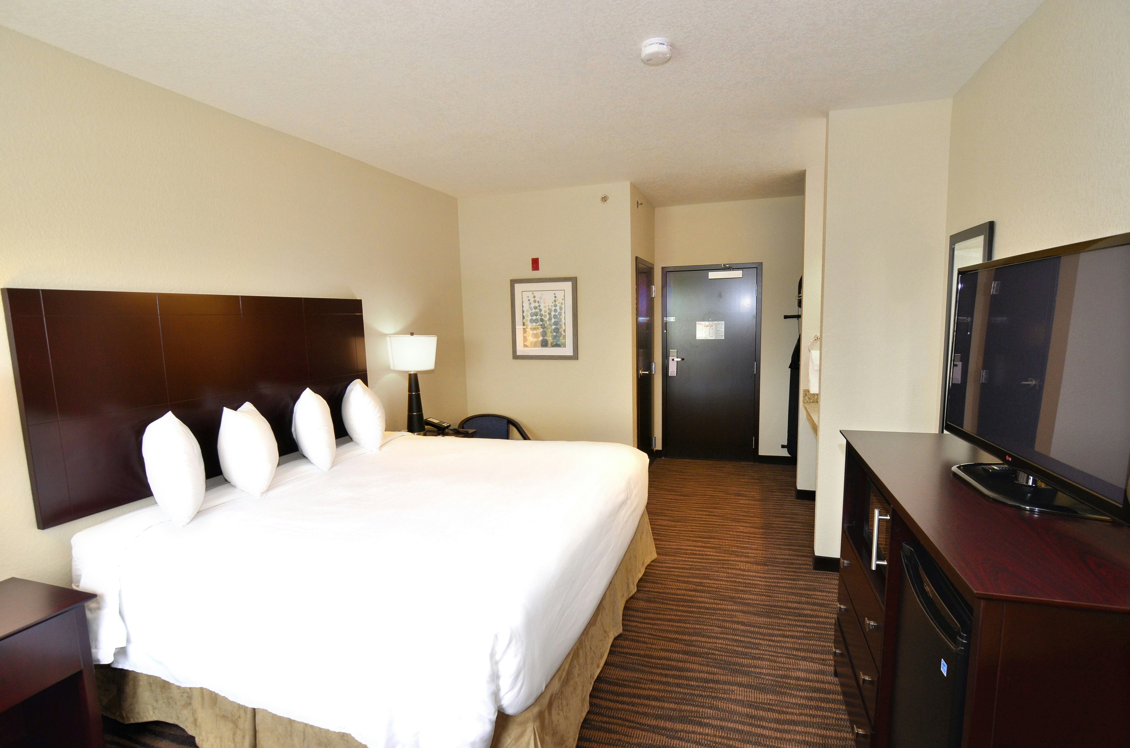 Cobblestone Inn & Suites - Holstein 6/48