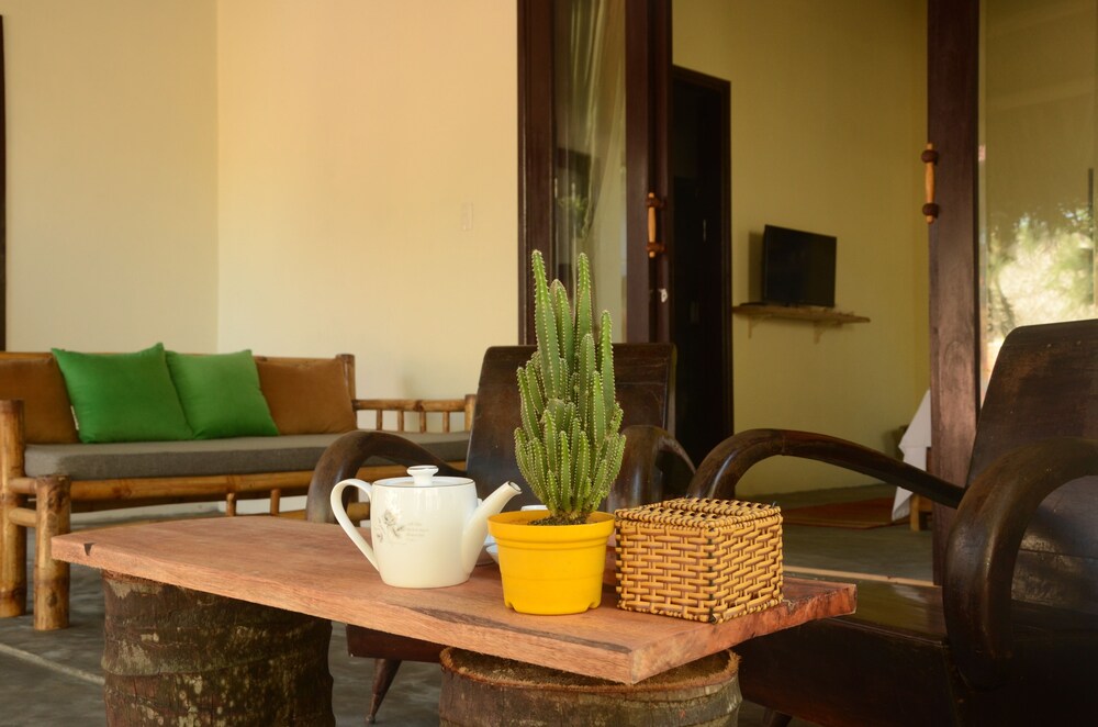 Red Flower Cottages Homestay 54/72