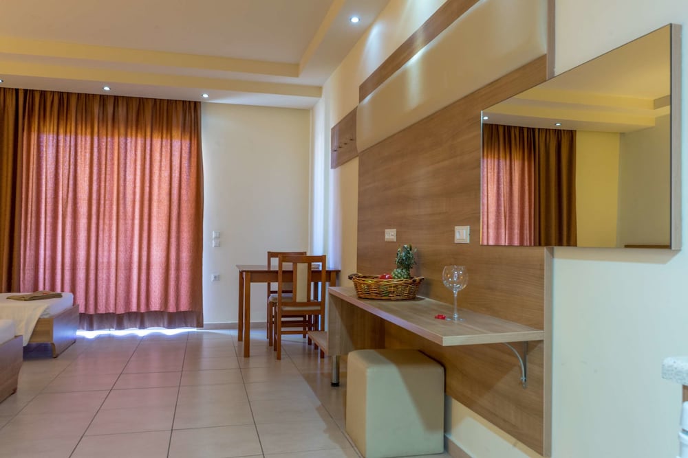 Stamos Hotel Faliraki 50/50