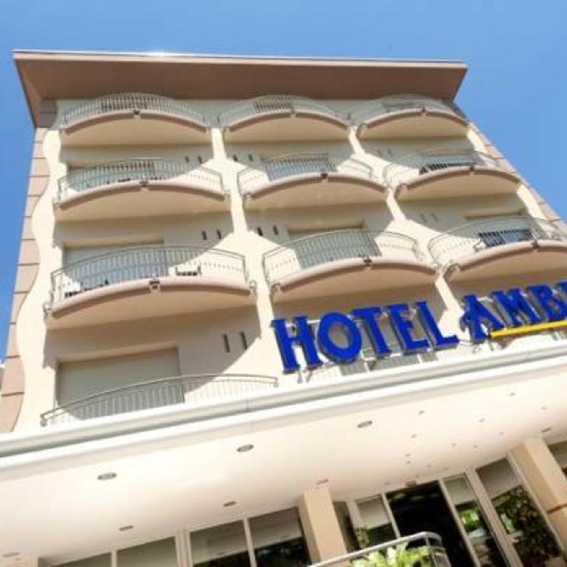 Ambra Hotel 2/50
