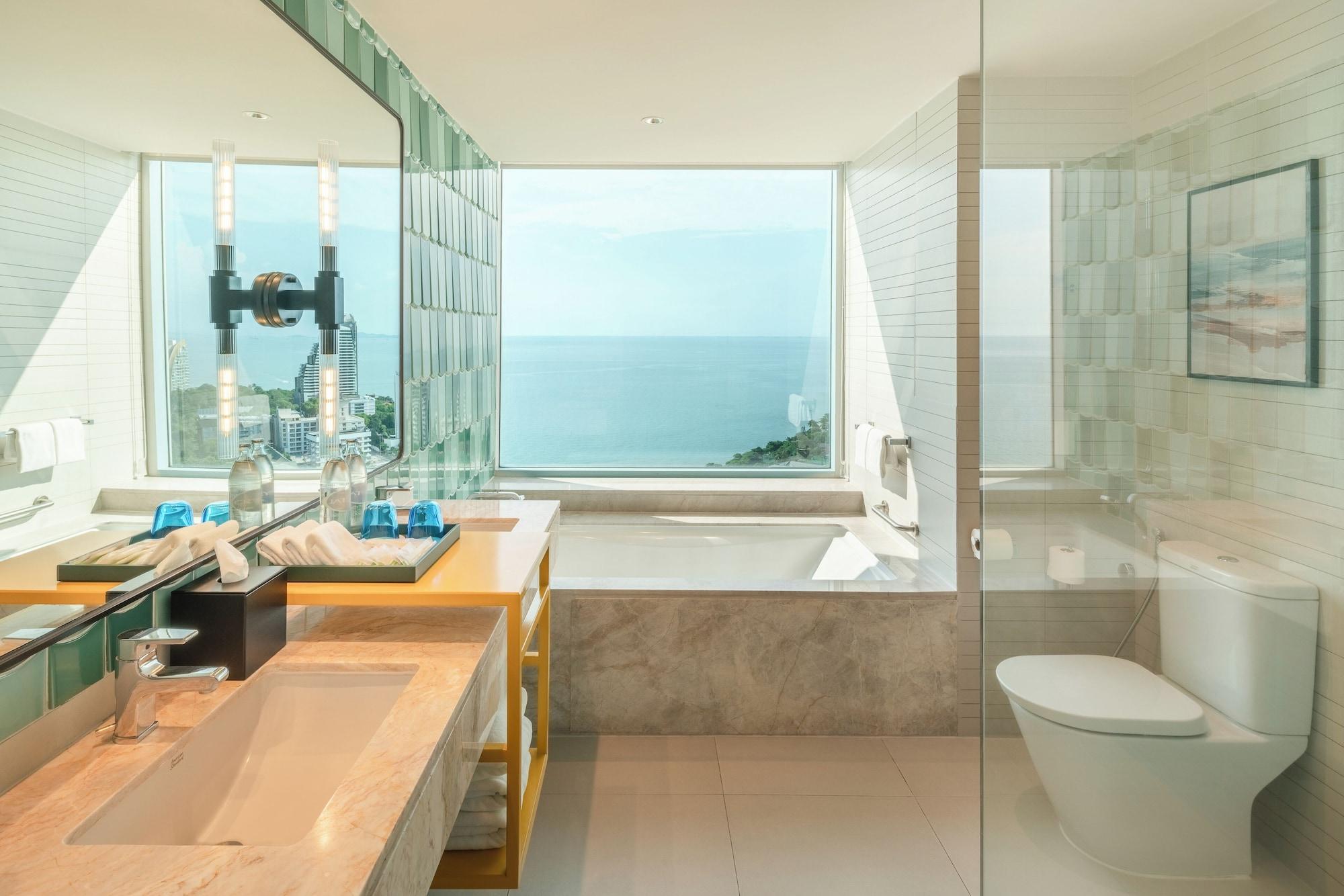 1 Bedroom, Suite, Panoramic View, Bay Tower