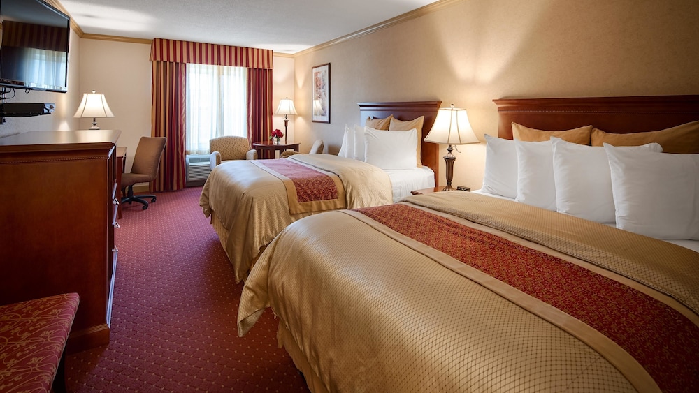 Best Western Plus Morristown Inn 10/40