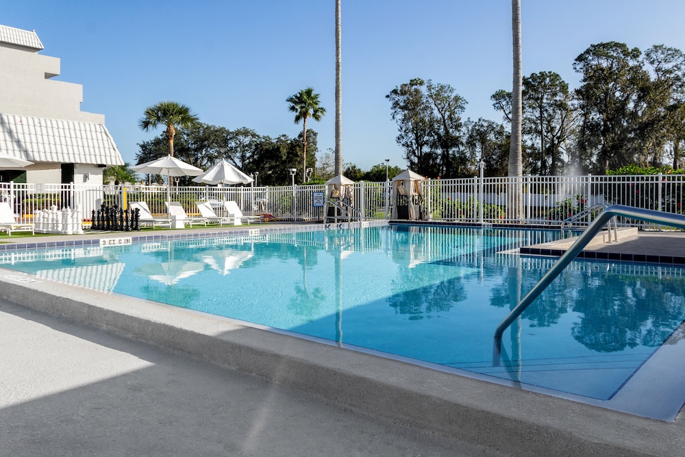 Palazzo Lakeside Hotel 23/50