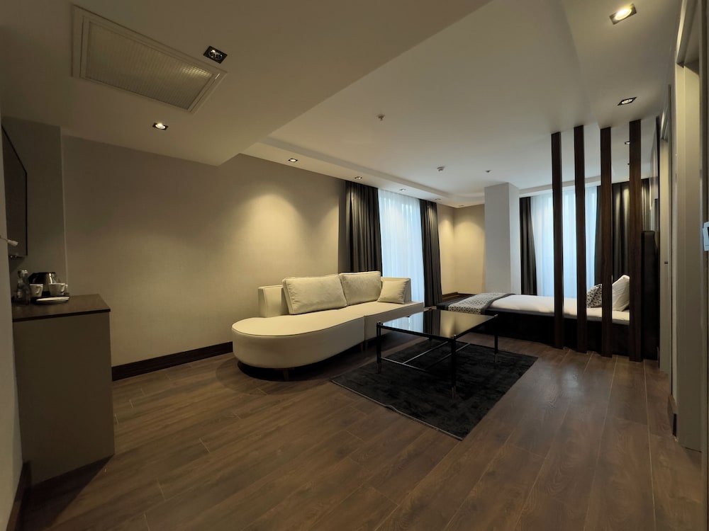 Nevizade Avangart Hotel 32/50
