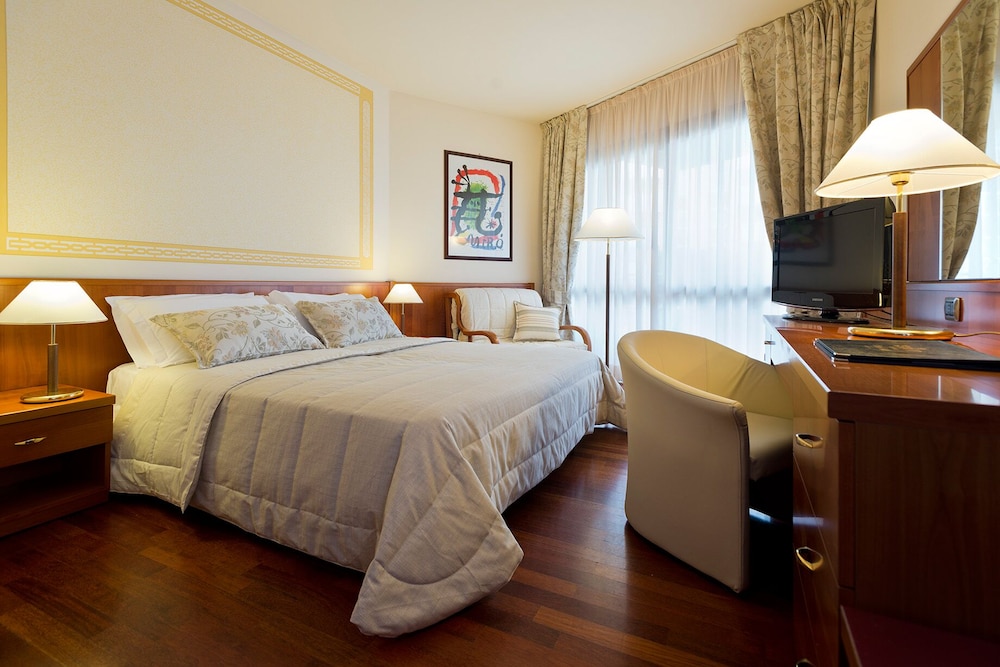 Savoy Beach Hotel & Thermal Spa 26/60