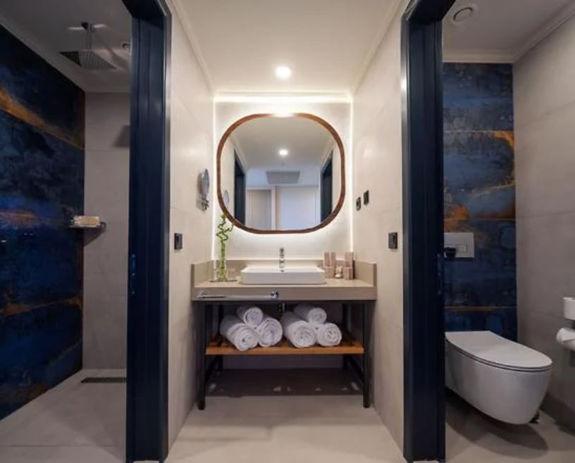 جناح، Liu Resorts 5/5