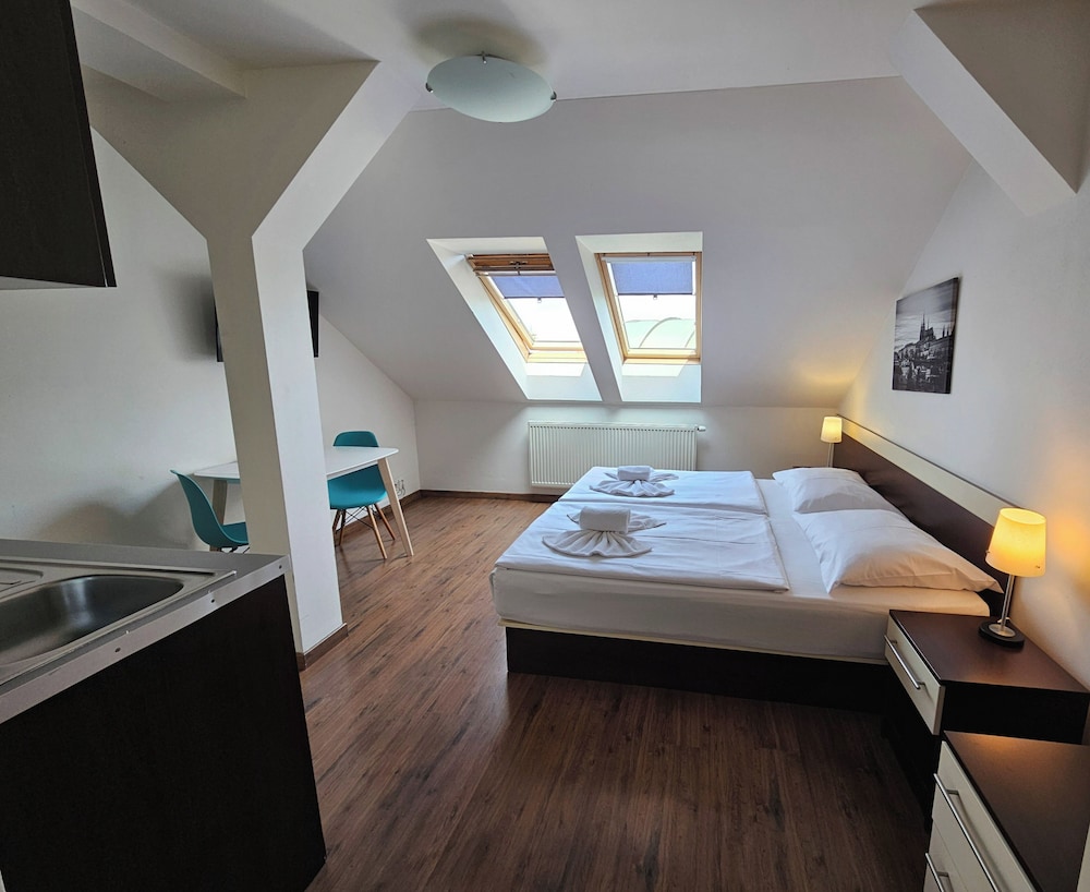Residence Vysta 15/38