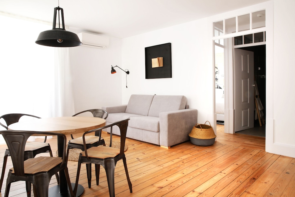 SAPIENTIA BOUTIQUE HOTEL 47/73