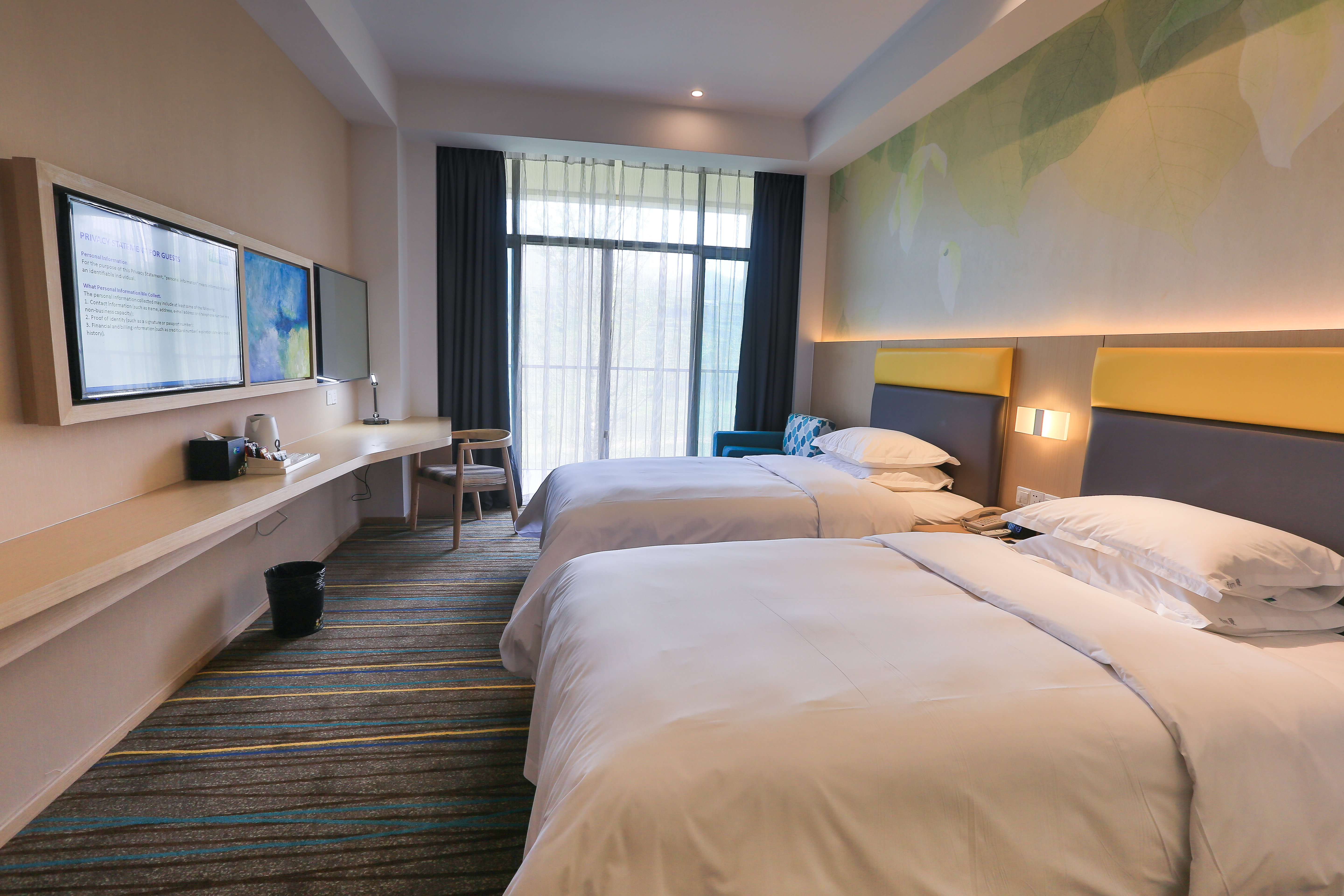 HOLIDAY INN EXPRESS EMEI MOUNTAIN 27/69
