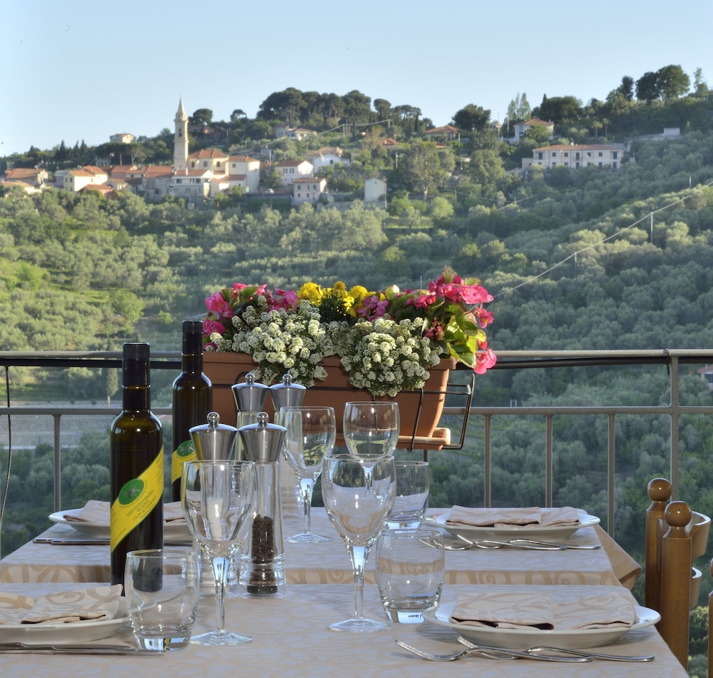 Hotel Liliana Diano Marina 34/50