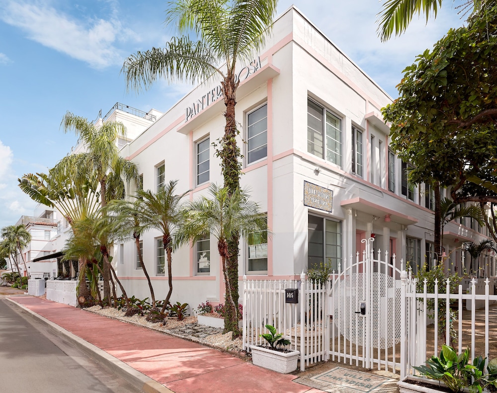 Villa Paradiso Hotel image