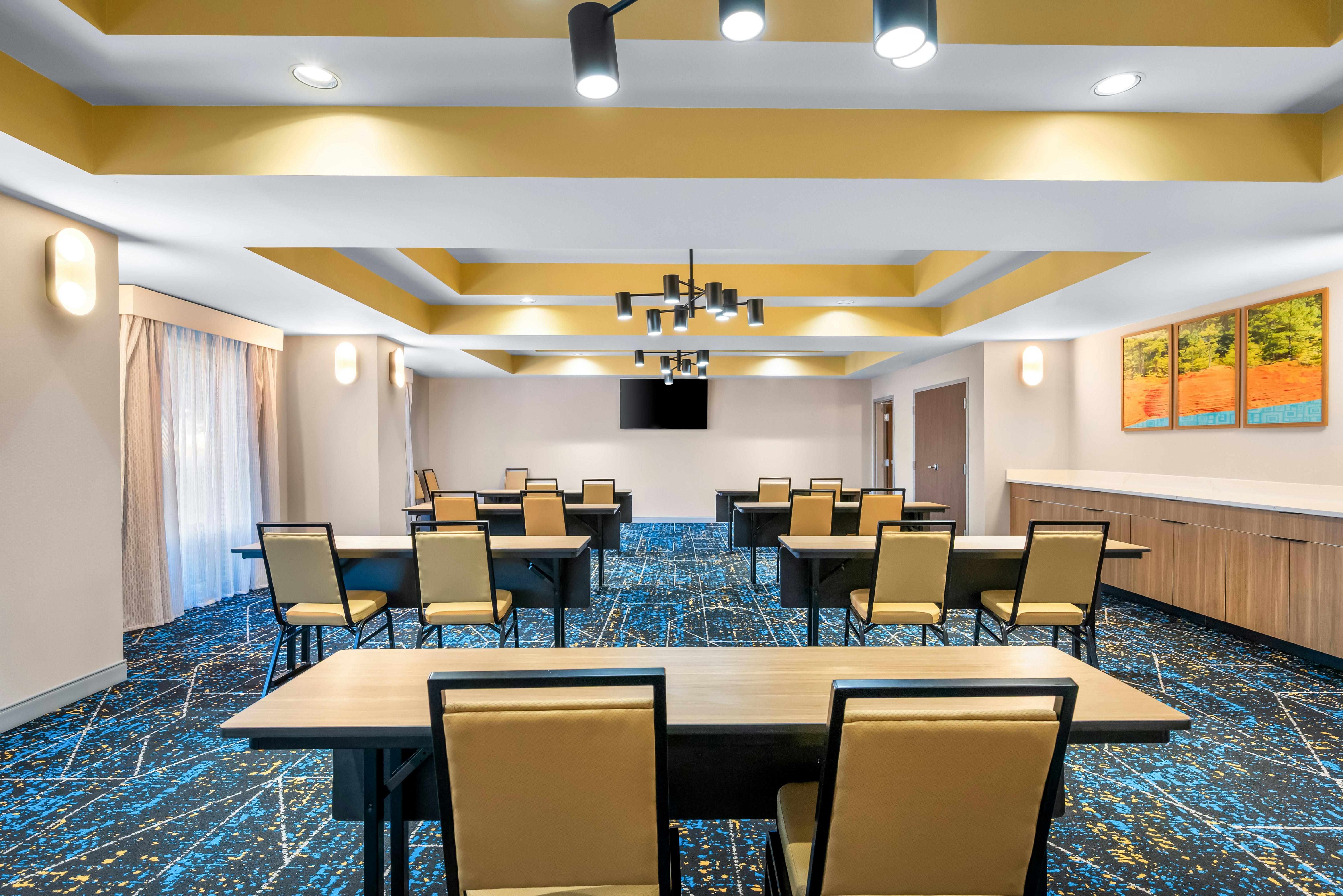 Hampton Inn Monticello 13/19