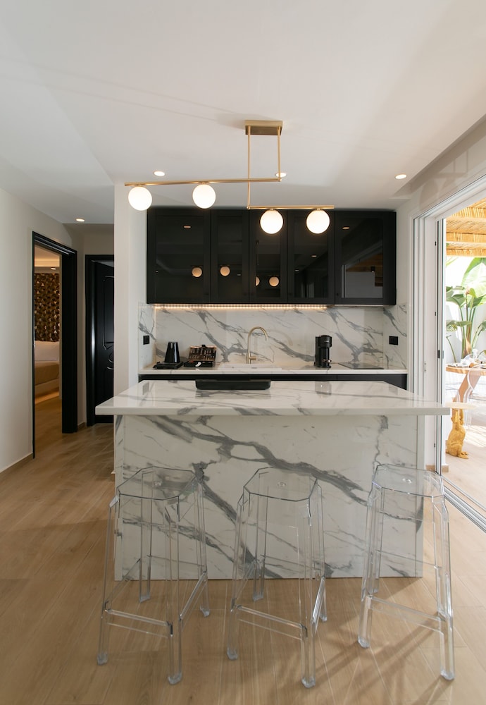 Iphimedeia Apartments Suites 5/75