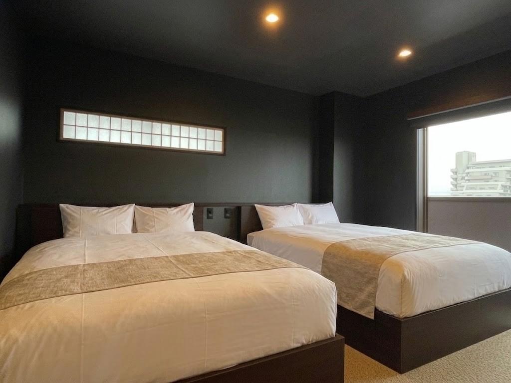 Semi Room, 2 Semi Double Beds