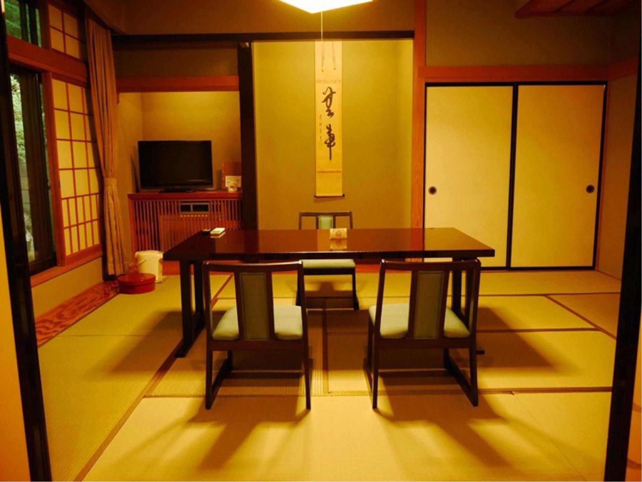 Hanarenoyado Yomogino 30/38