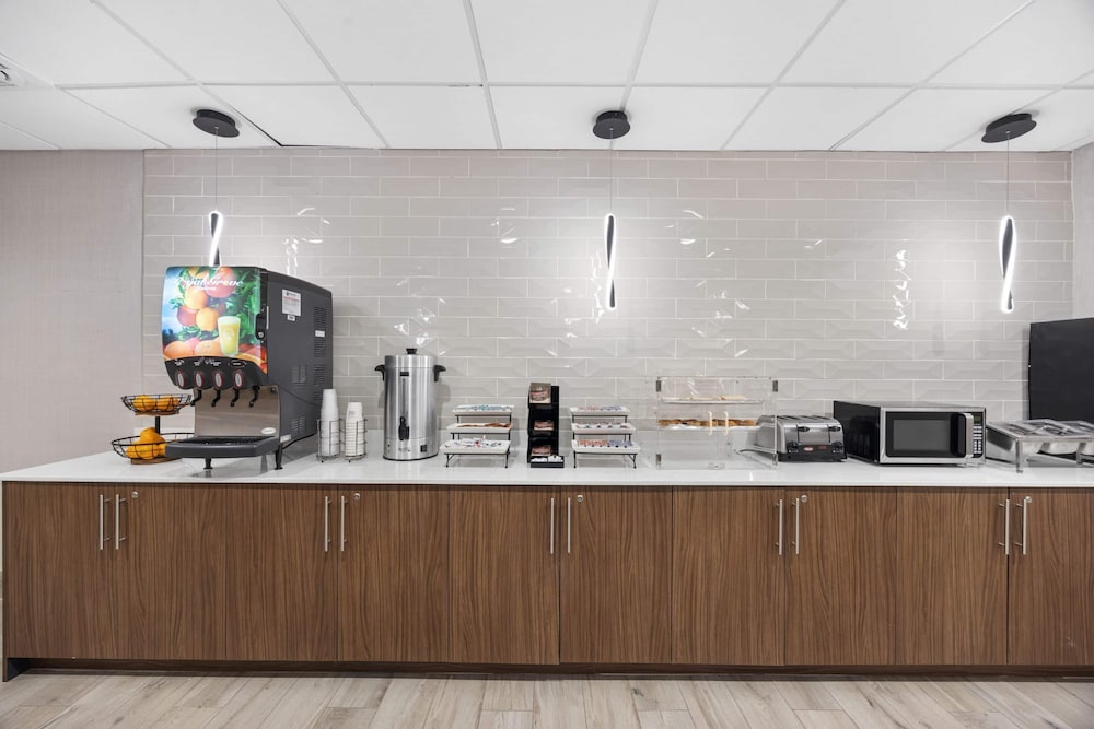 Hawthorn Extended Stay by Wyndham Nashville Airport/Opryland 9/50