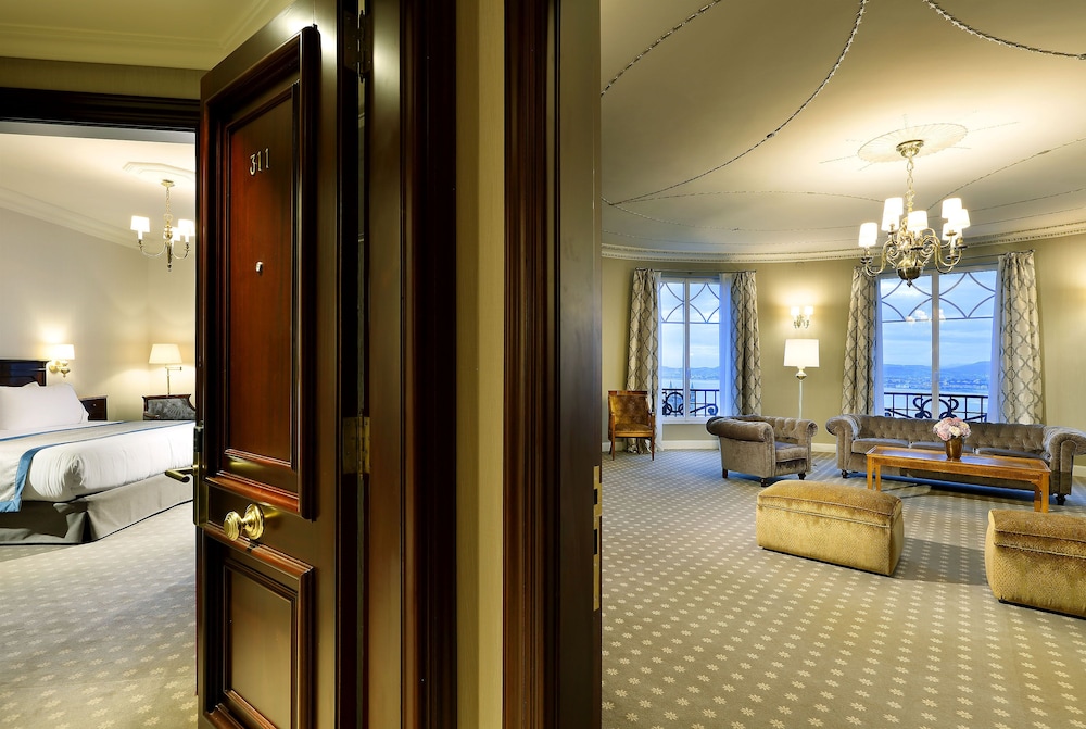 Eurostars Hotel Real 11/76