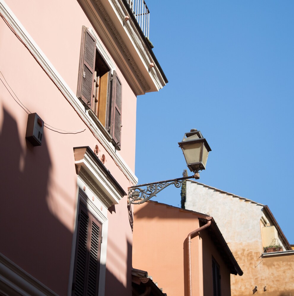 Casa Luce 3/39