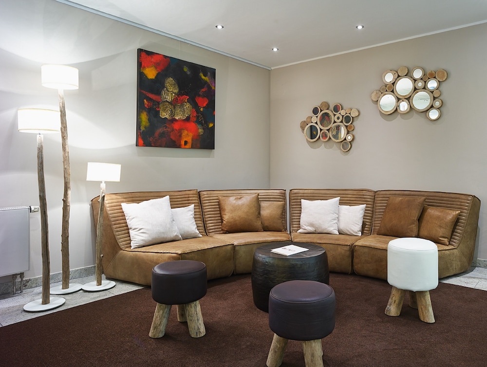 Art Hotel Aachen Superior 42/56