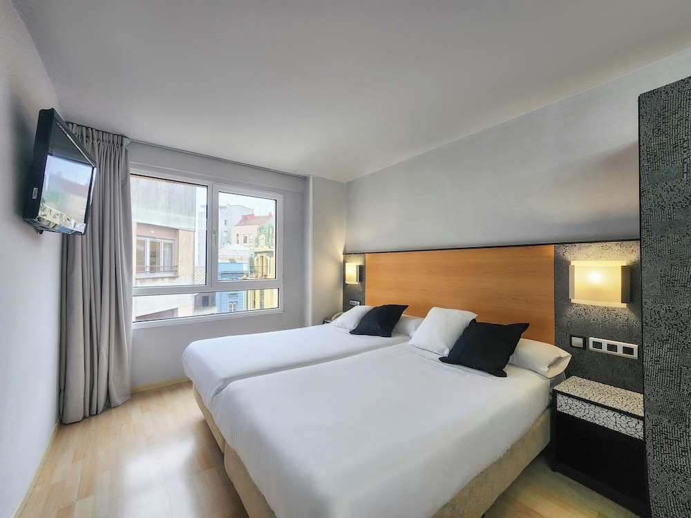 Hotel Faranda Express Pathos Gijon, Ascend Hotel Collection 16/48