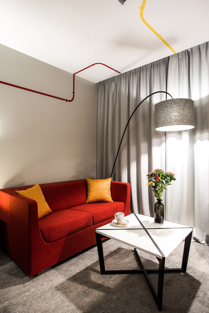 Ibis Styles Warszawa City 40/75