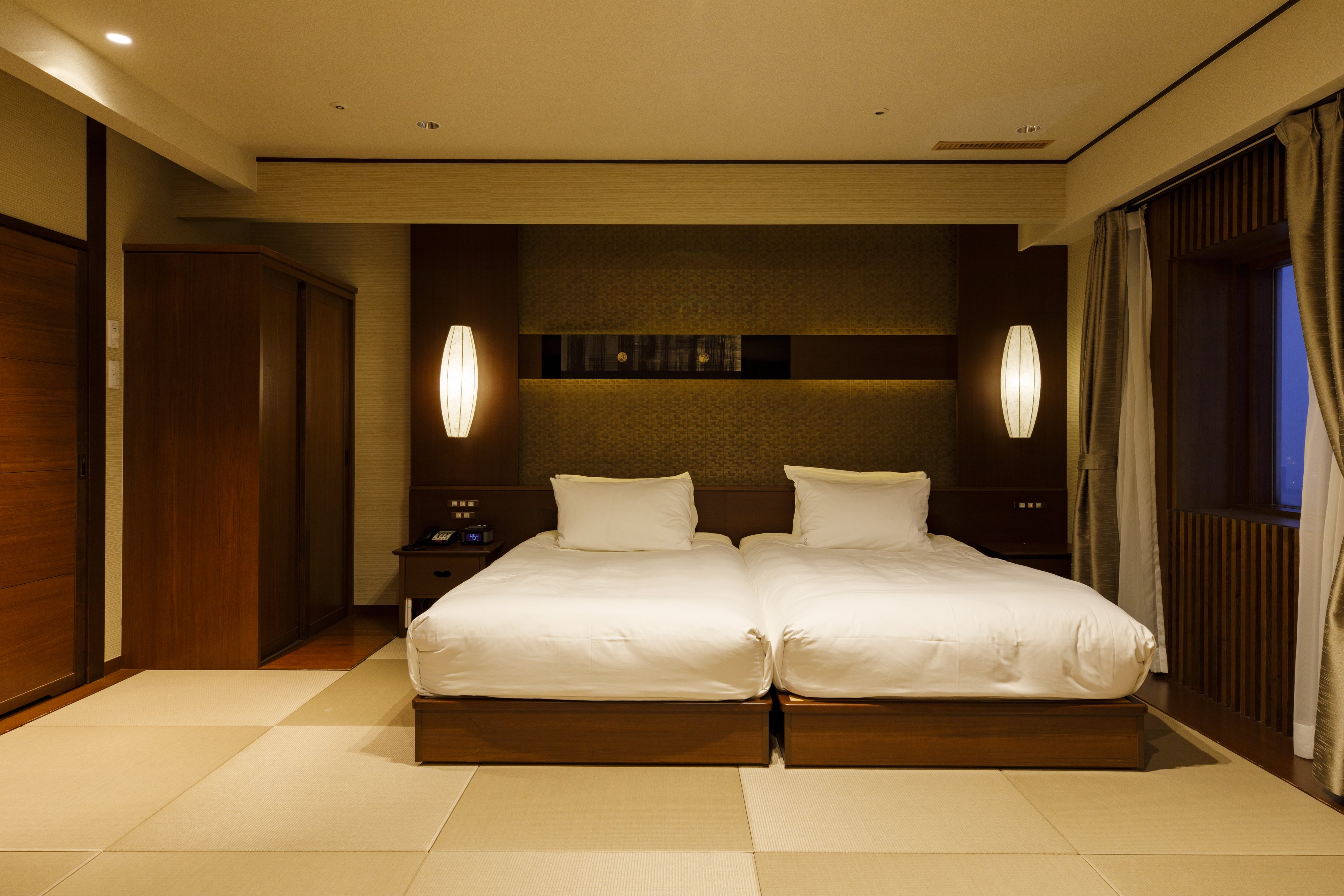 Holiday Inn ANA Kanazawa Sky 23/80