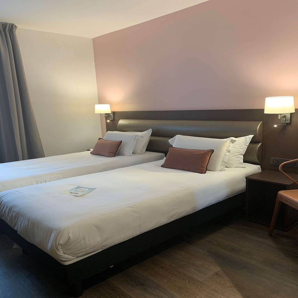 Hotel Kyriad Crepy En Valois 19/77