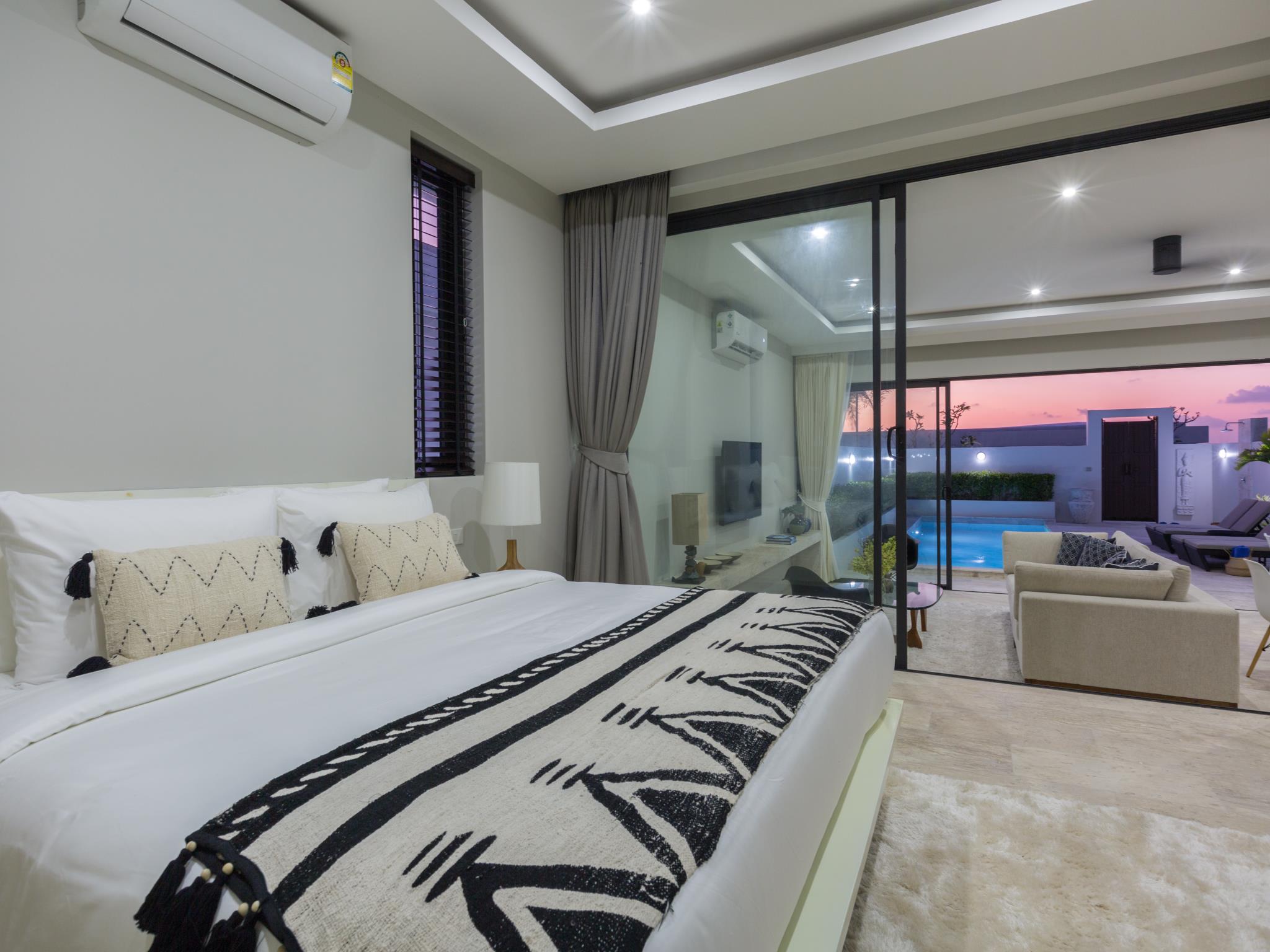 2 Bedrooms, Pool, Villa