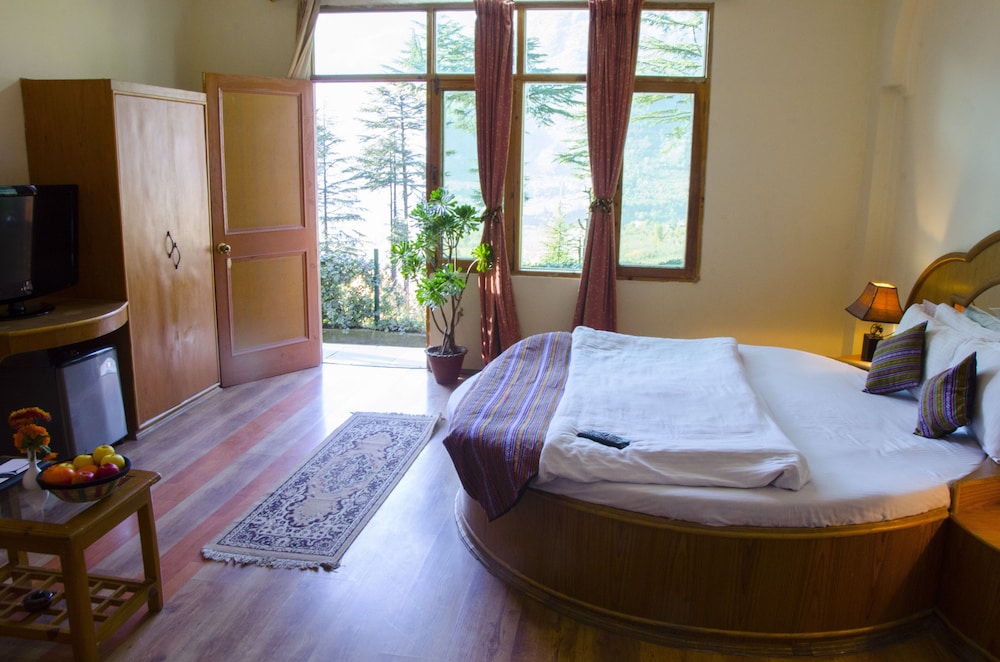 HERITAGE VILLAGE RESORT 25/77