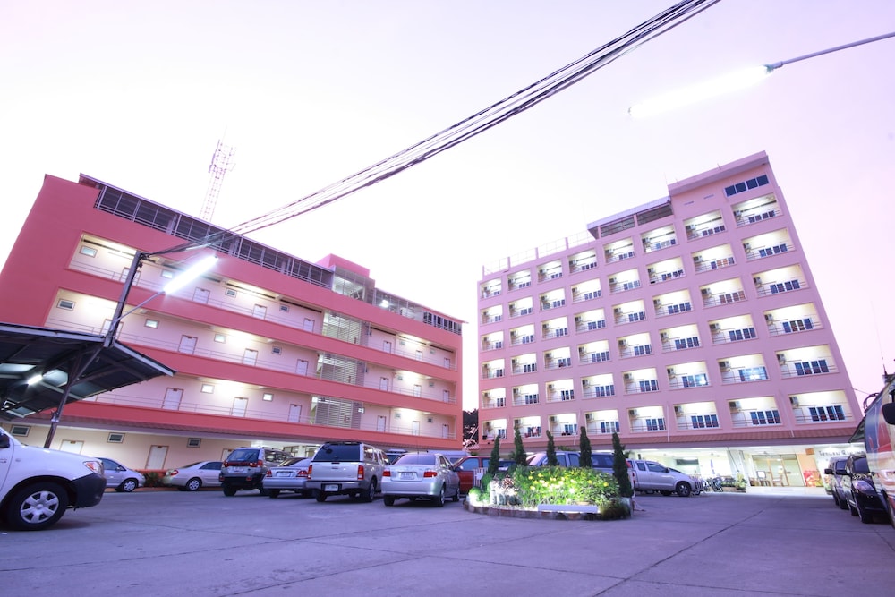 P.A. Place Hotel 1/38