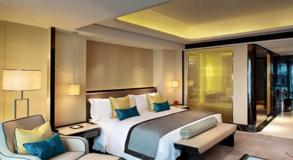 Pride Hotel Bhopal 20/49