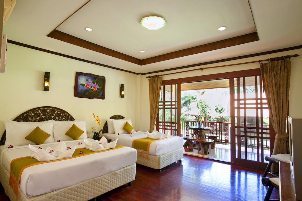 Havana Beach Resort 51/68