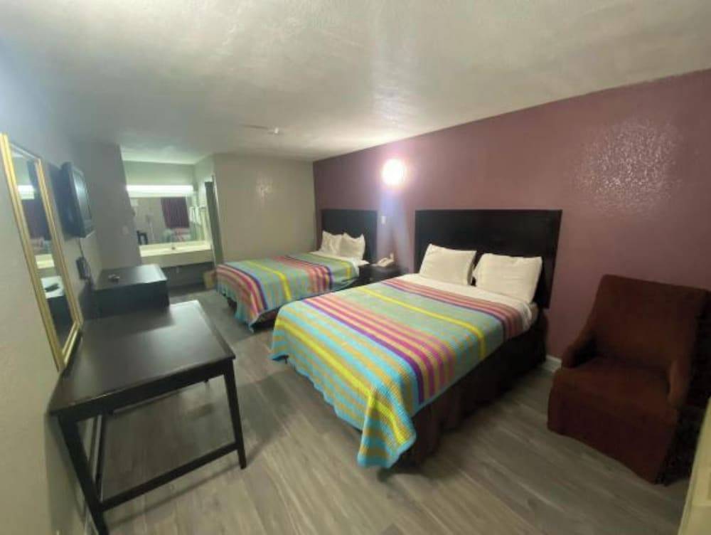 Diamond Inn Forrest City I-40 17/46