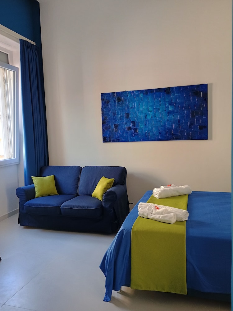 Poerio Station Rooms & Apartment 22/50