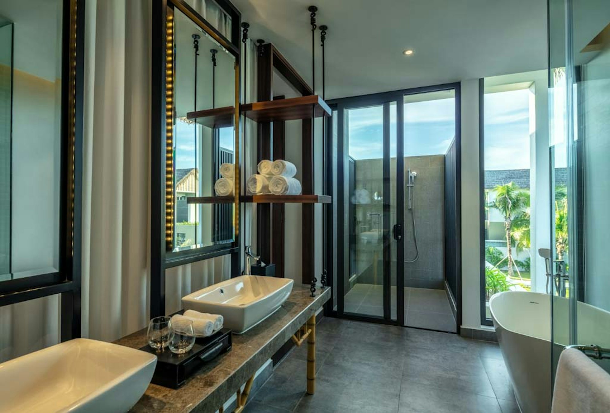 New World Phu Quoc Resort 50/50