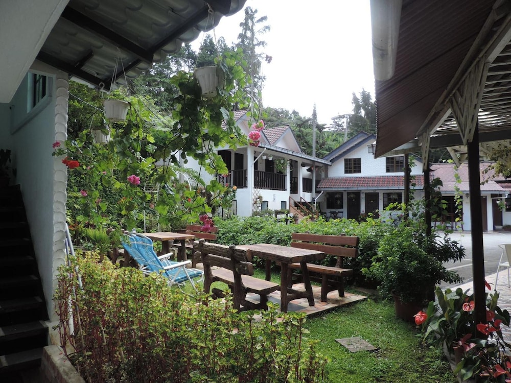 Cameronian Inn 63/69