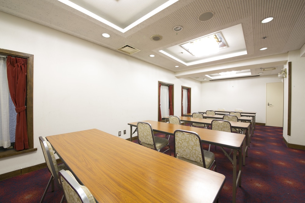 Hotel S-Plus Hiroshima Peace Park 43/47