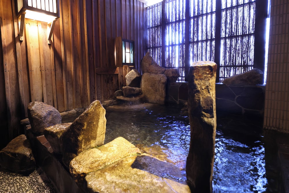 swimming pool spa